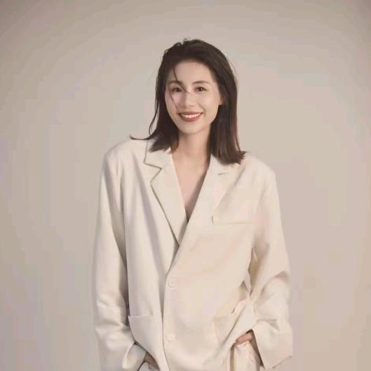 麦芽Mayya Plua直播爆款