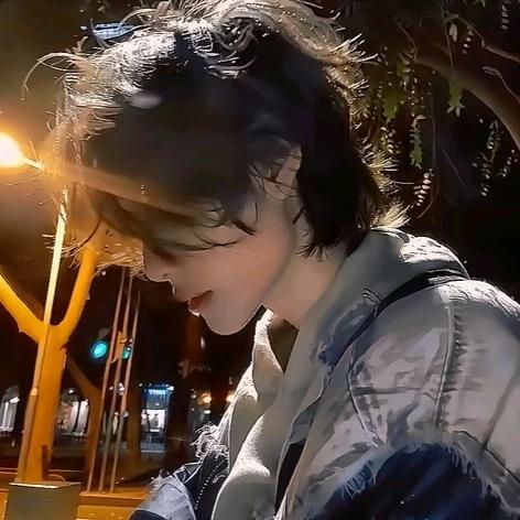 做一个快乐的人