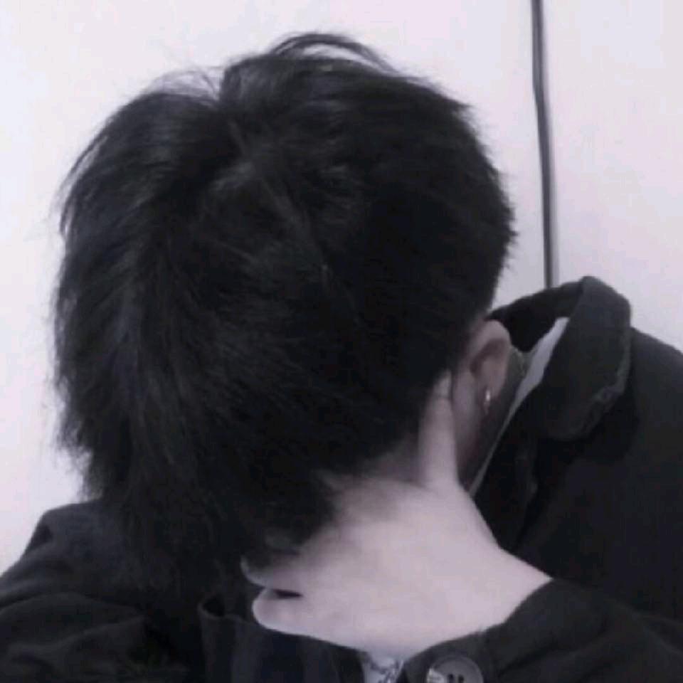可爱小男孩