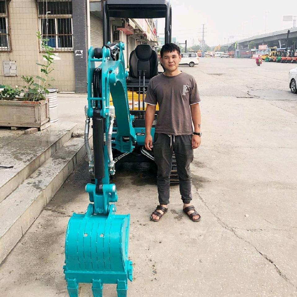 徐州微型挖机学轮滑