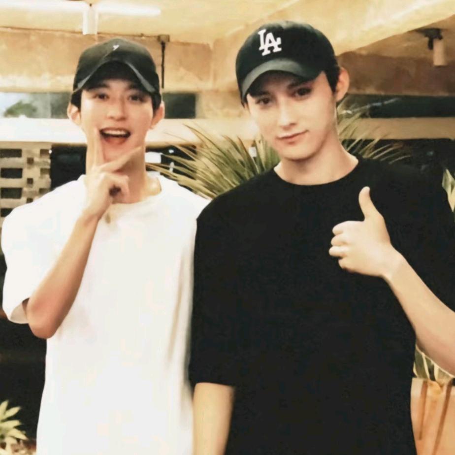 不lan尾的诗_🐺🐰