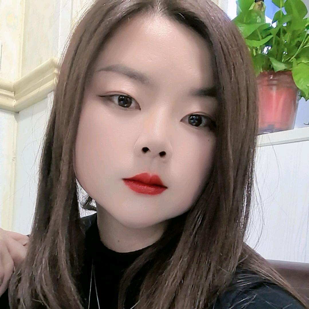 我是卖菜的小姐姐