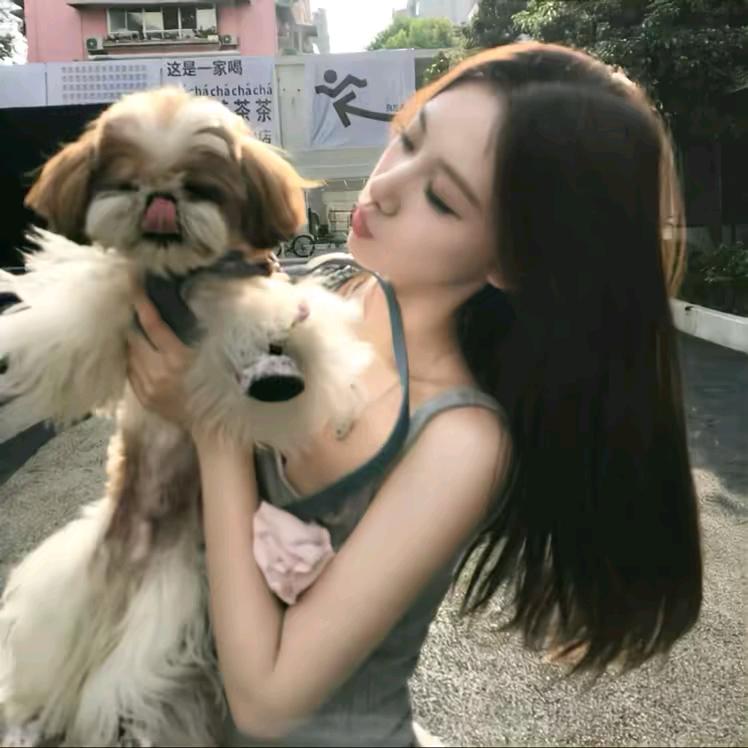 是佳欣呀