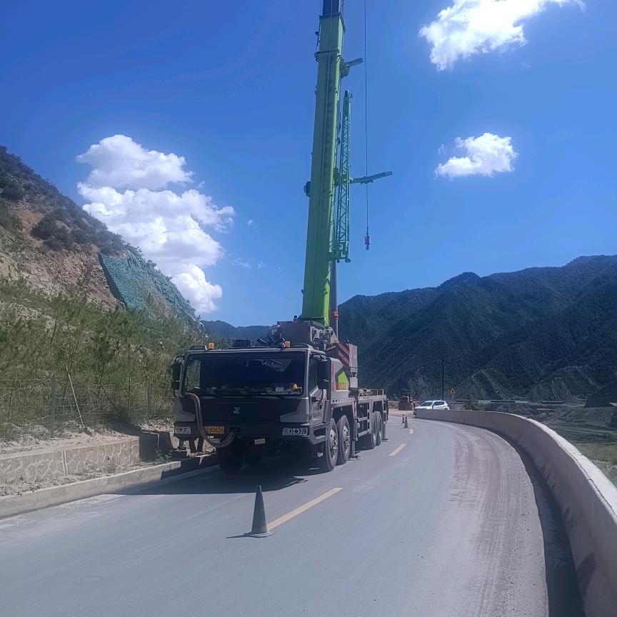 ▁倔强こ男孩う