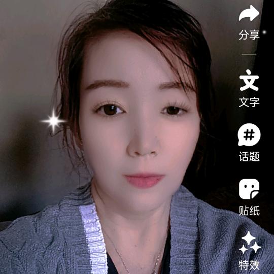 霞姐，早上8点10开播