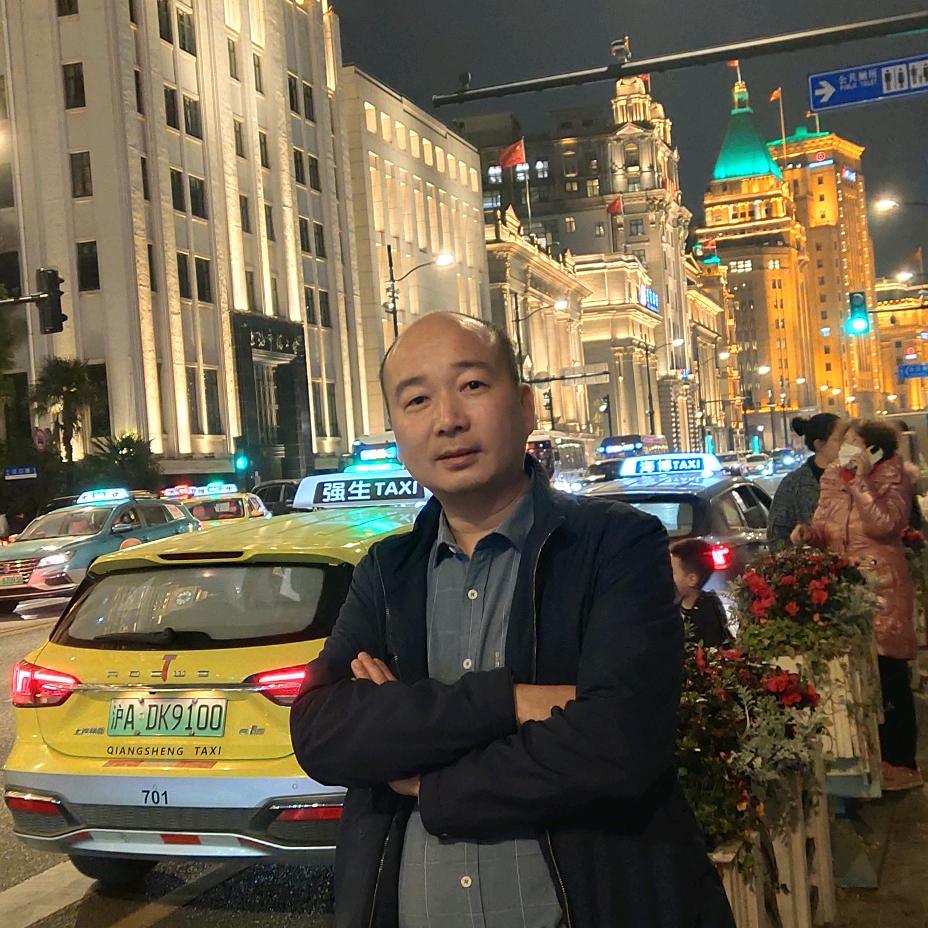 大叔努力赚钱吧