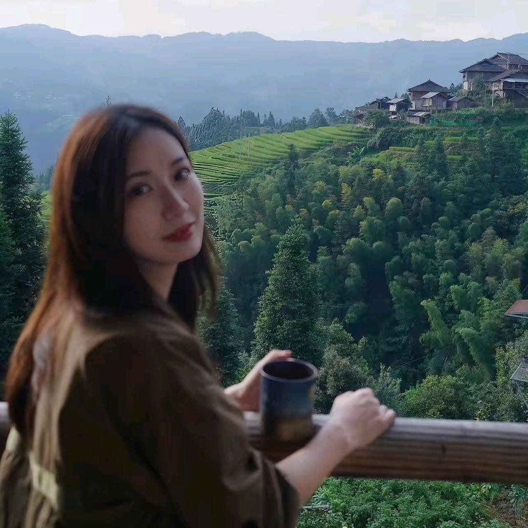 飞霞服装用品经营部