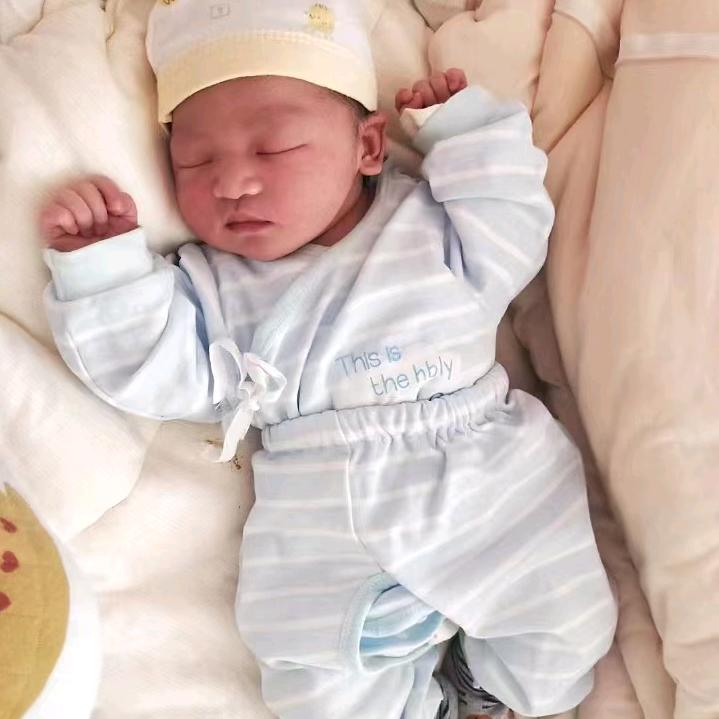 百子堂麒麟姑姑👼祝（㚺）