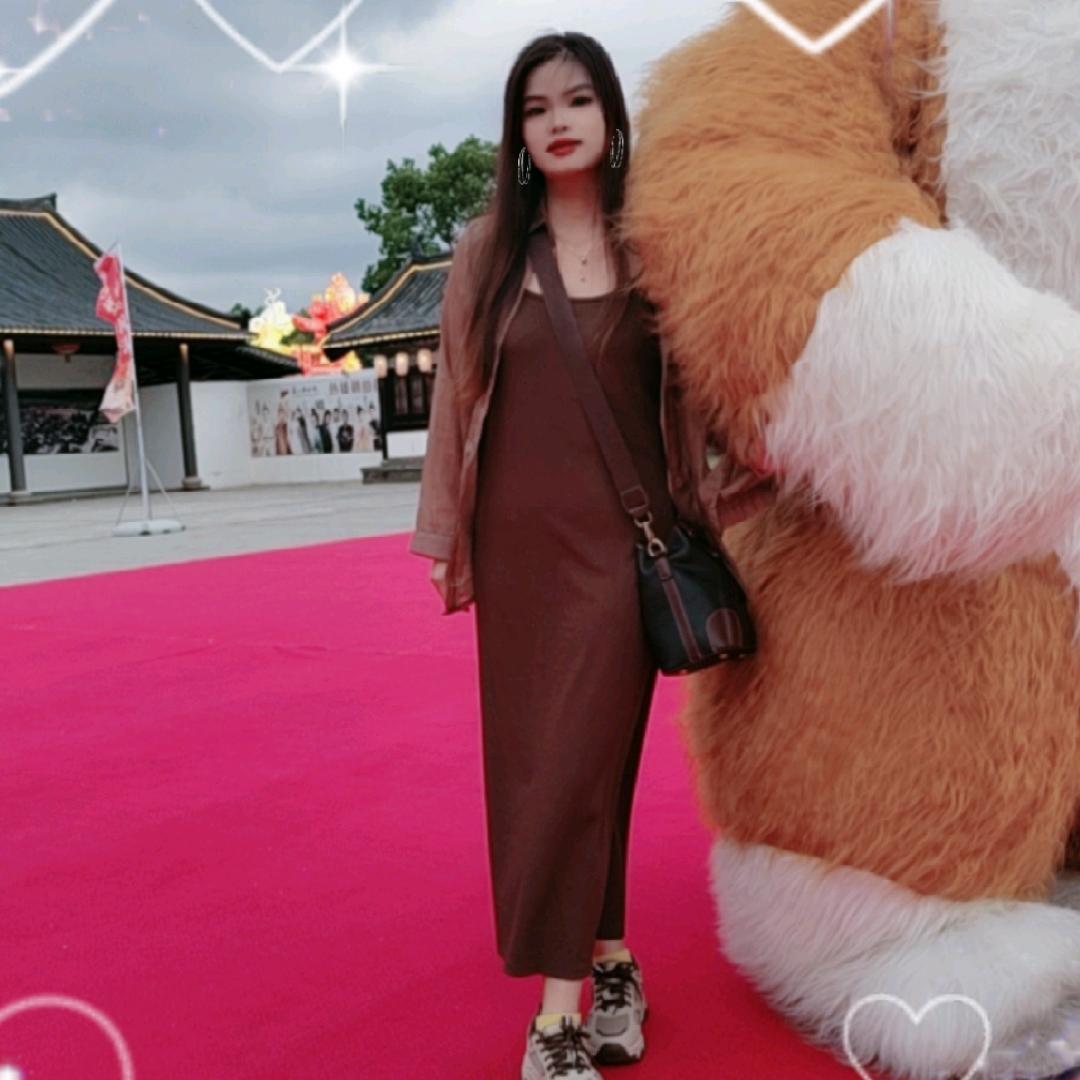 贺美美
