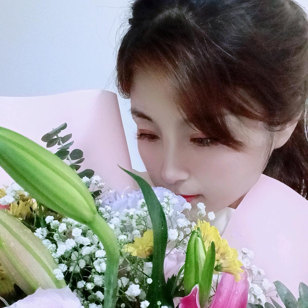 @花小花🌷
