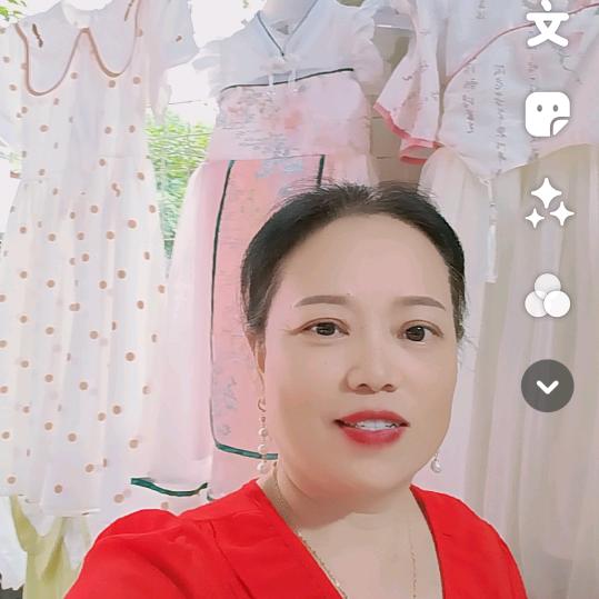 乐只赖二姐服装店