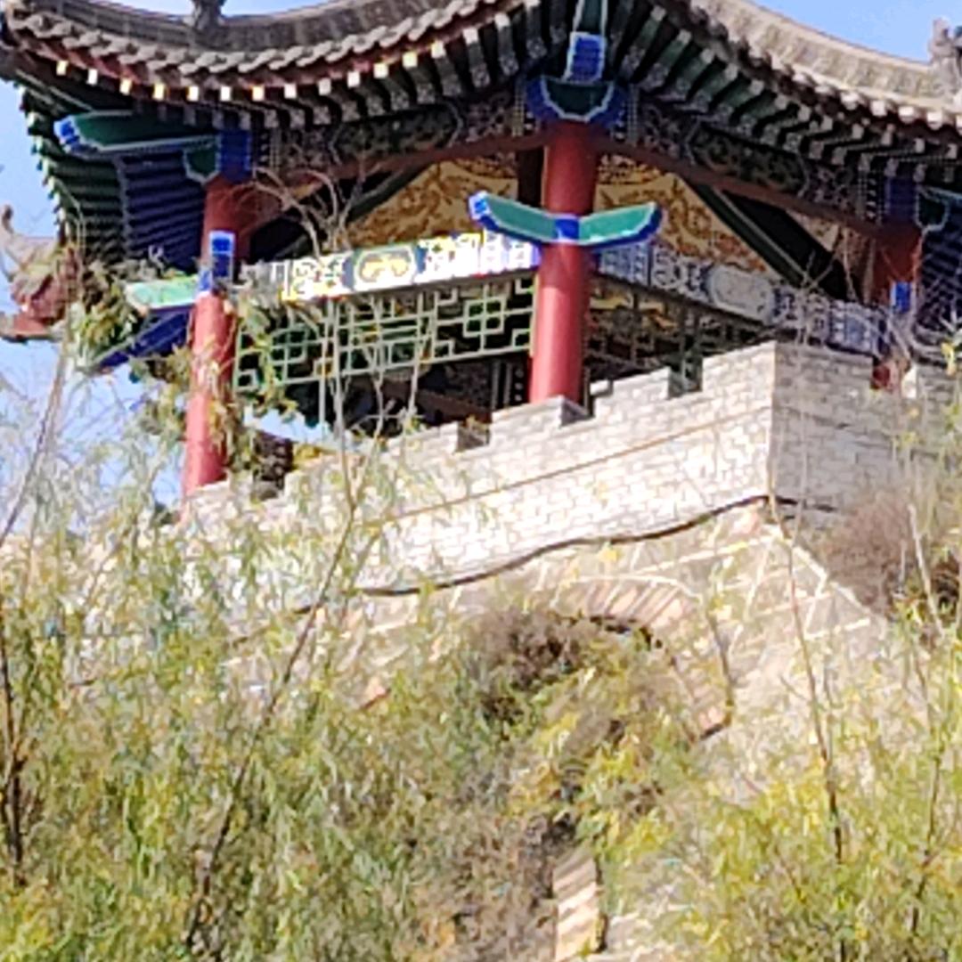 天高云淡