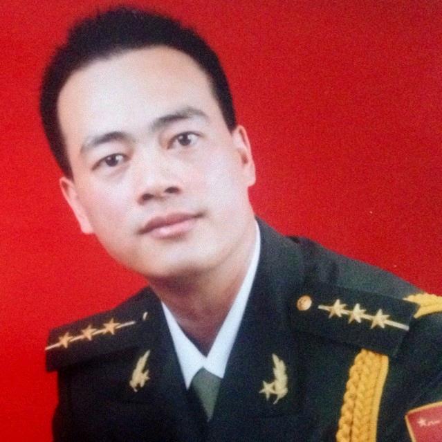月在城外