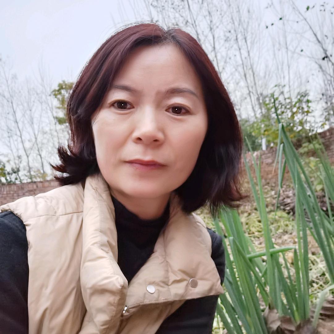 三个大学生的妈妈