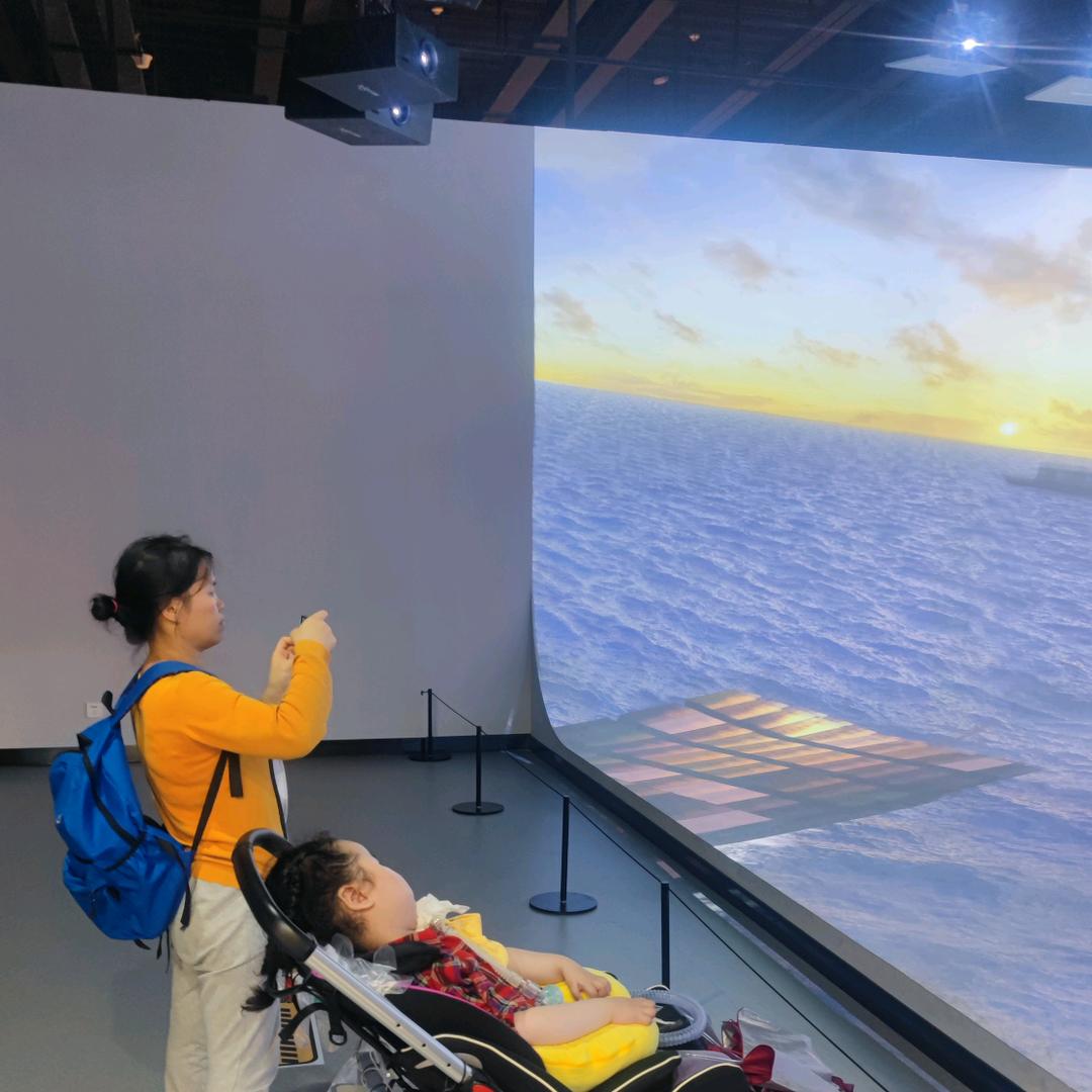 小超人娇娇的妈妈（户外干洗鞋）