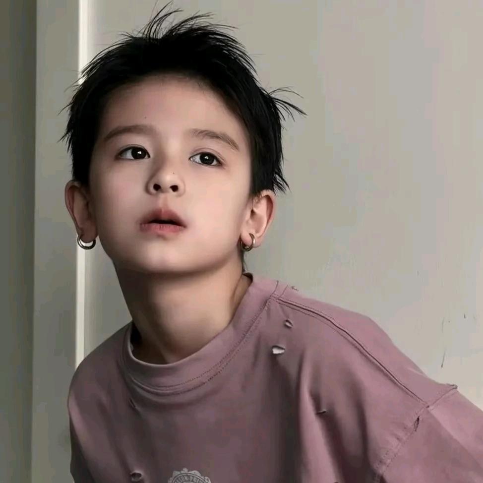 ꪶꪫ꫁ꪚⅇ ꪗꪫ꫁ꪌ