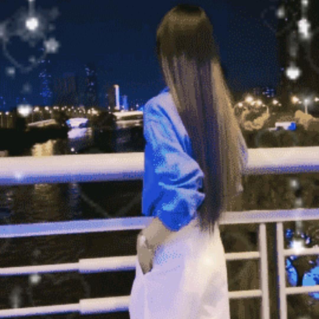 👸