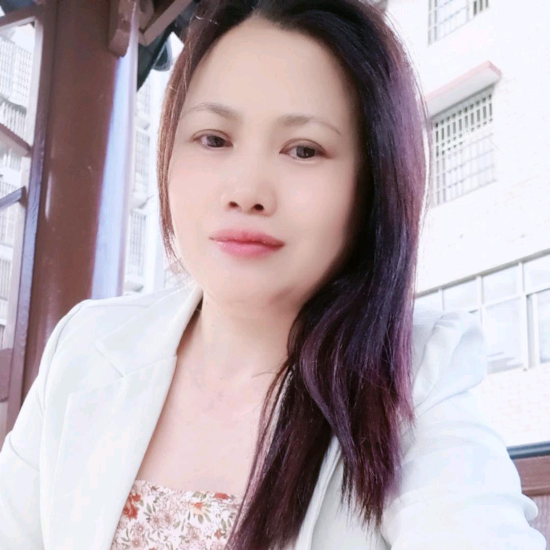 虹姐晚上9点半开播
