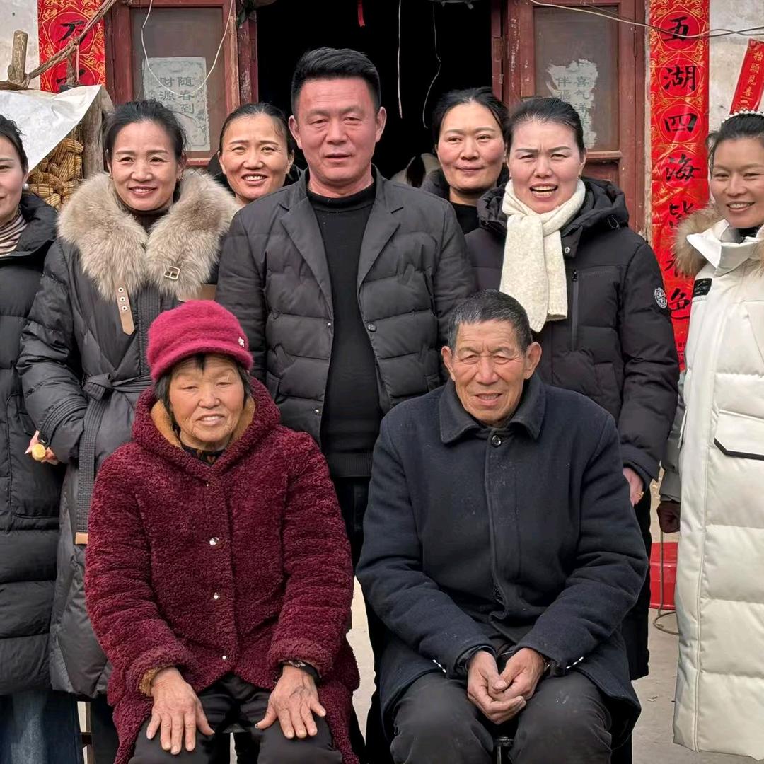 六个妹妹的大哥（郑家）