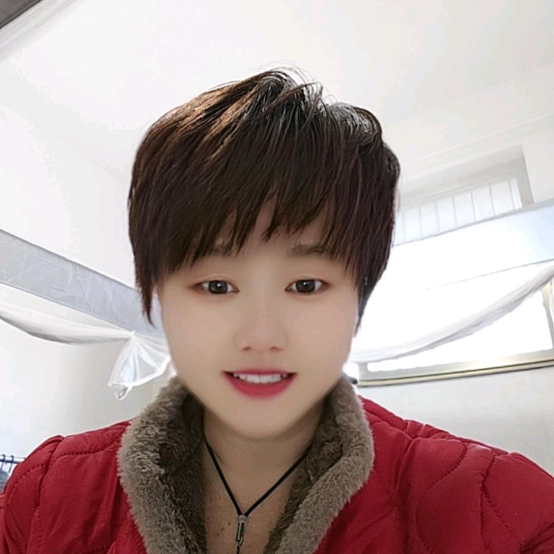 侠姐(晚上9点10分开播文明聊天唱歌主播