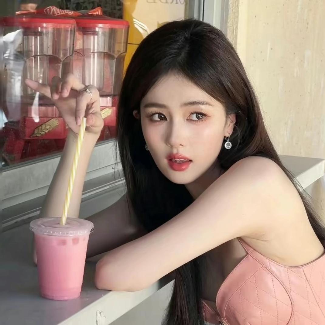 菠萝味儿雅🍍