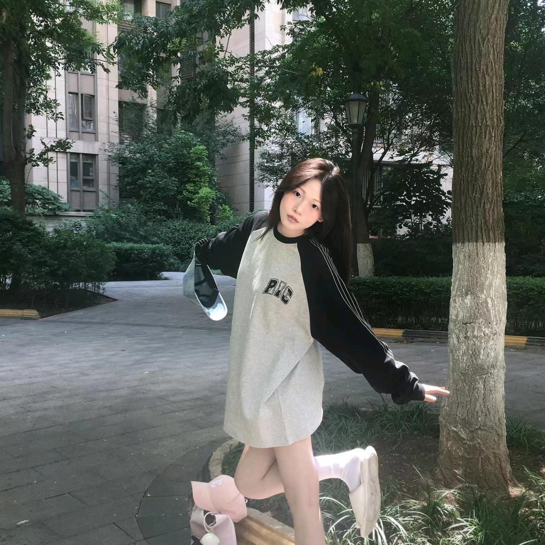 小灰灰♥(｡￫v￩｡)♥