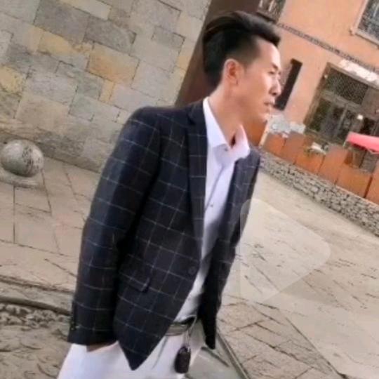 陈住气黄不了