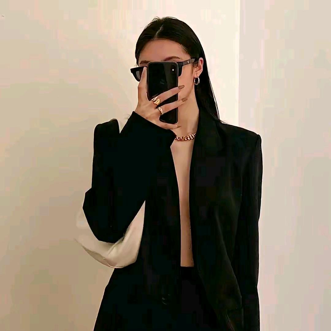 老板娘
