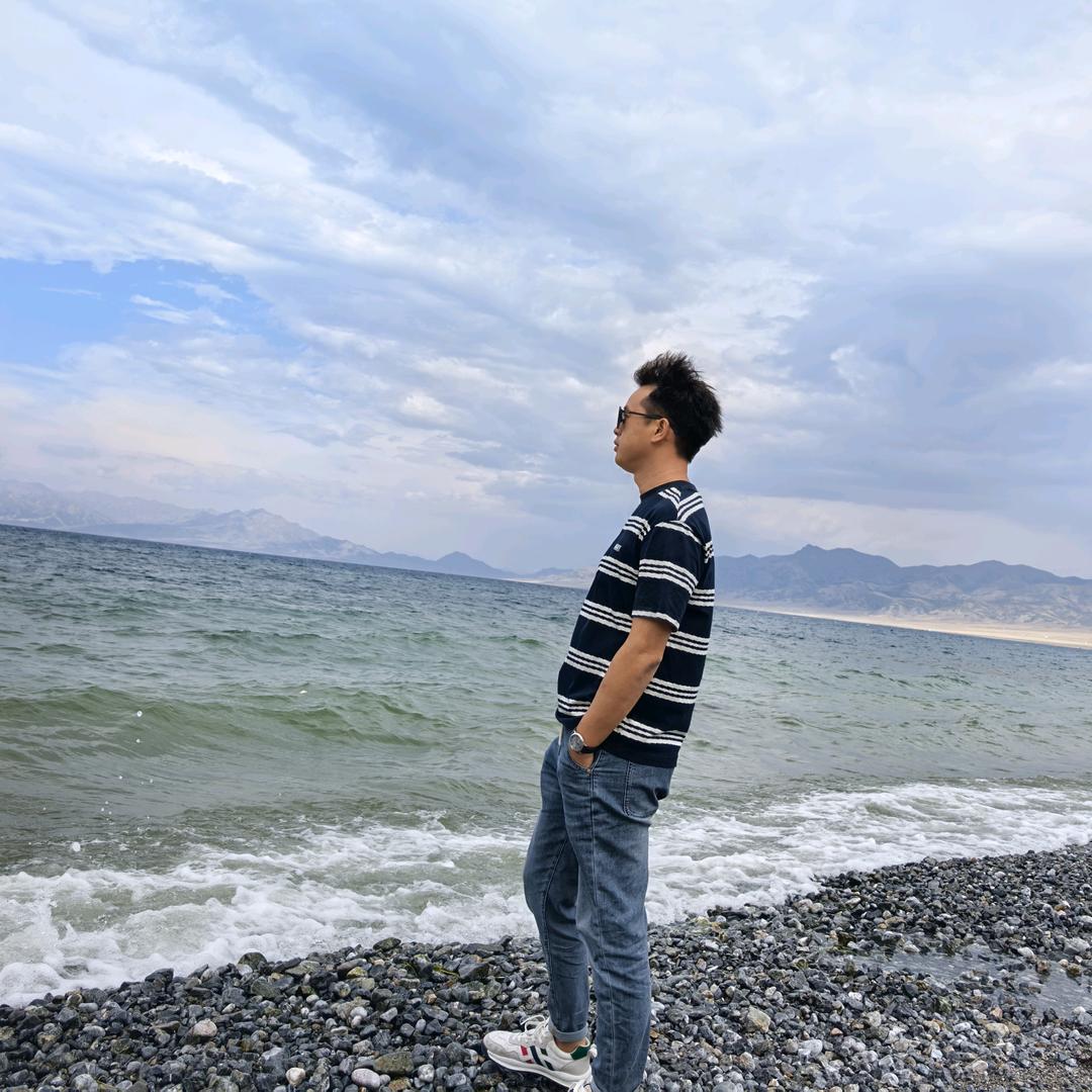 途发汽贸～小李二手渣土车