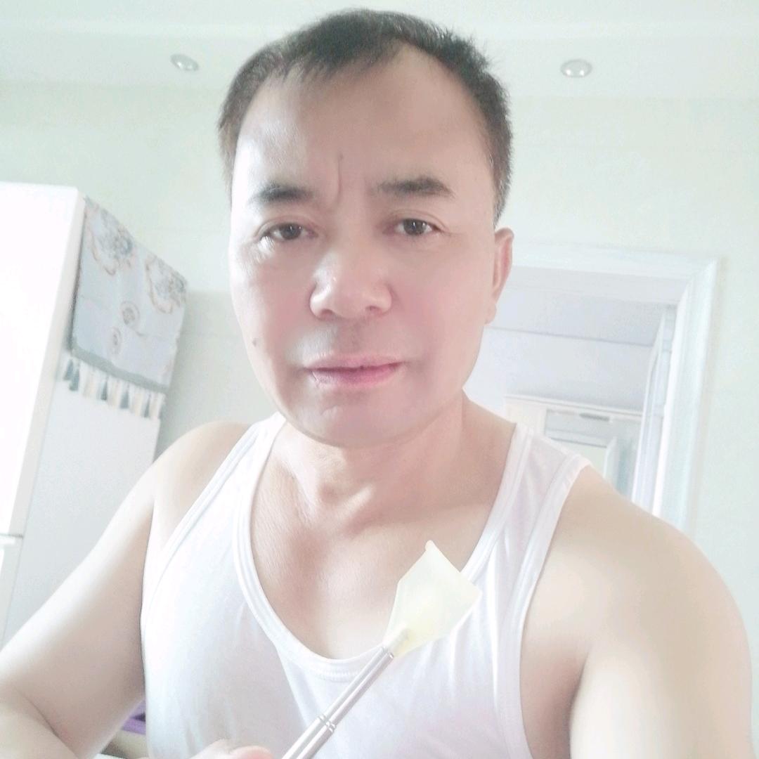 忠华。