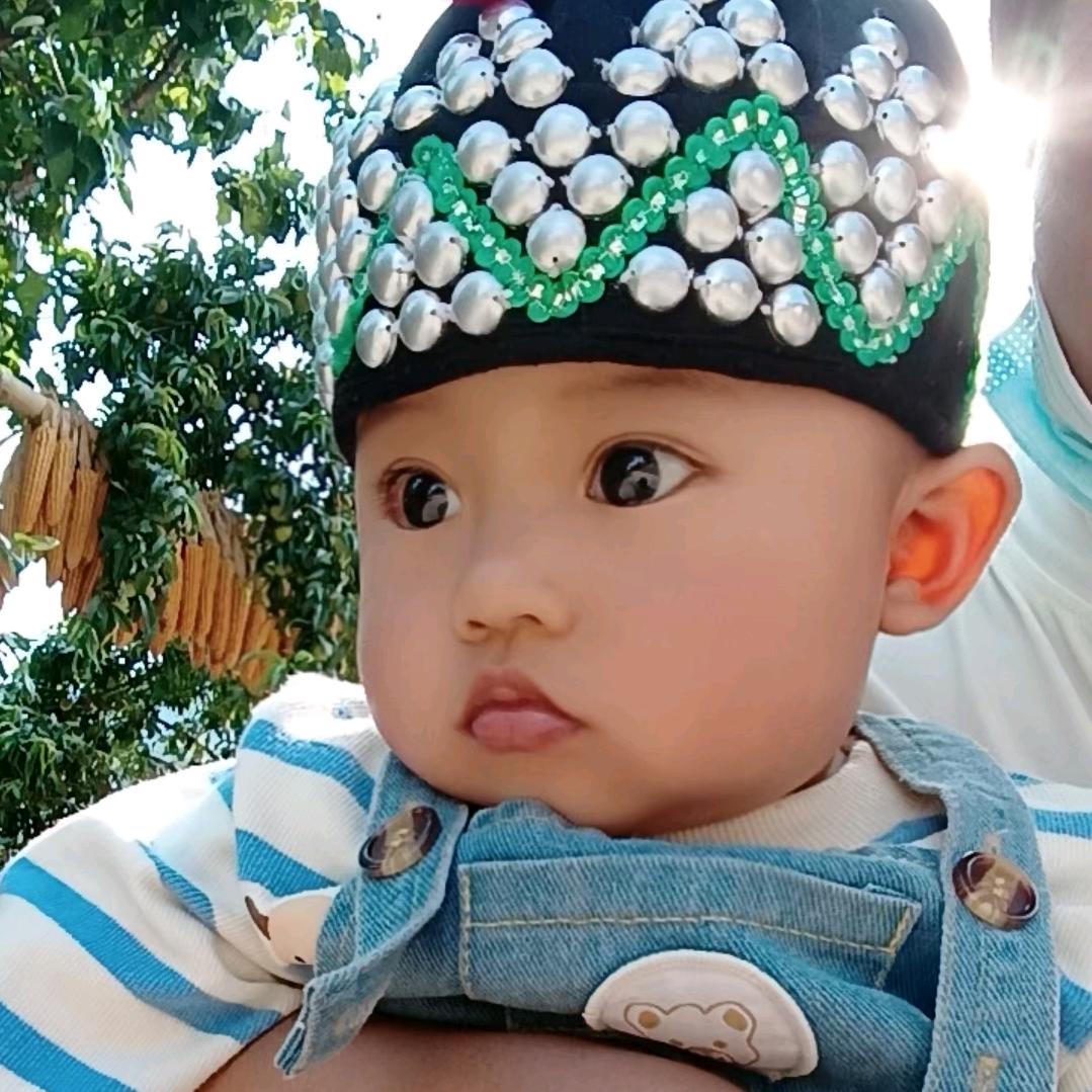 翁不老《老 三》打歌队