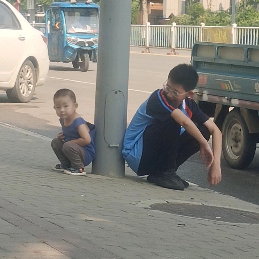 落魄的小李子