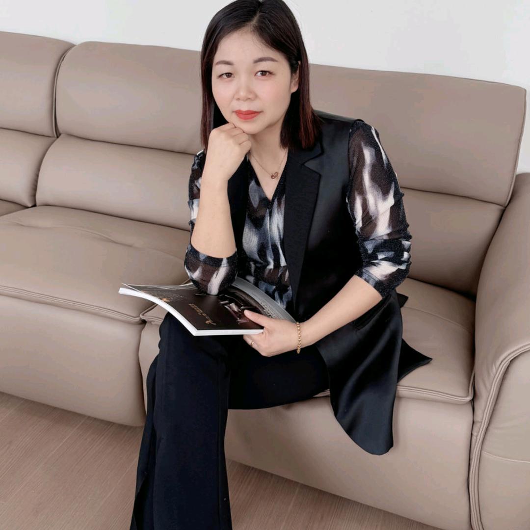杨阳家具馆杨姐