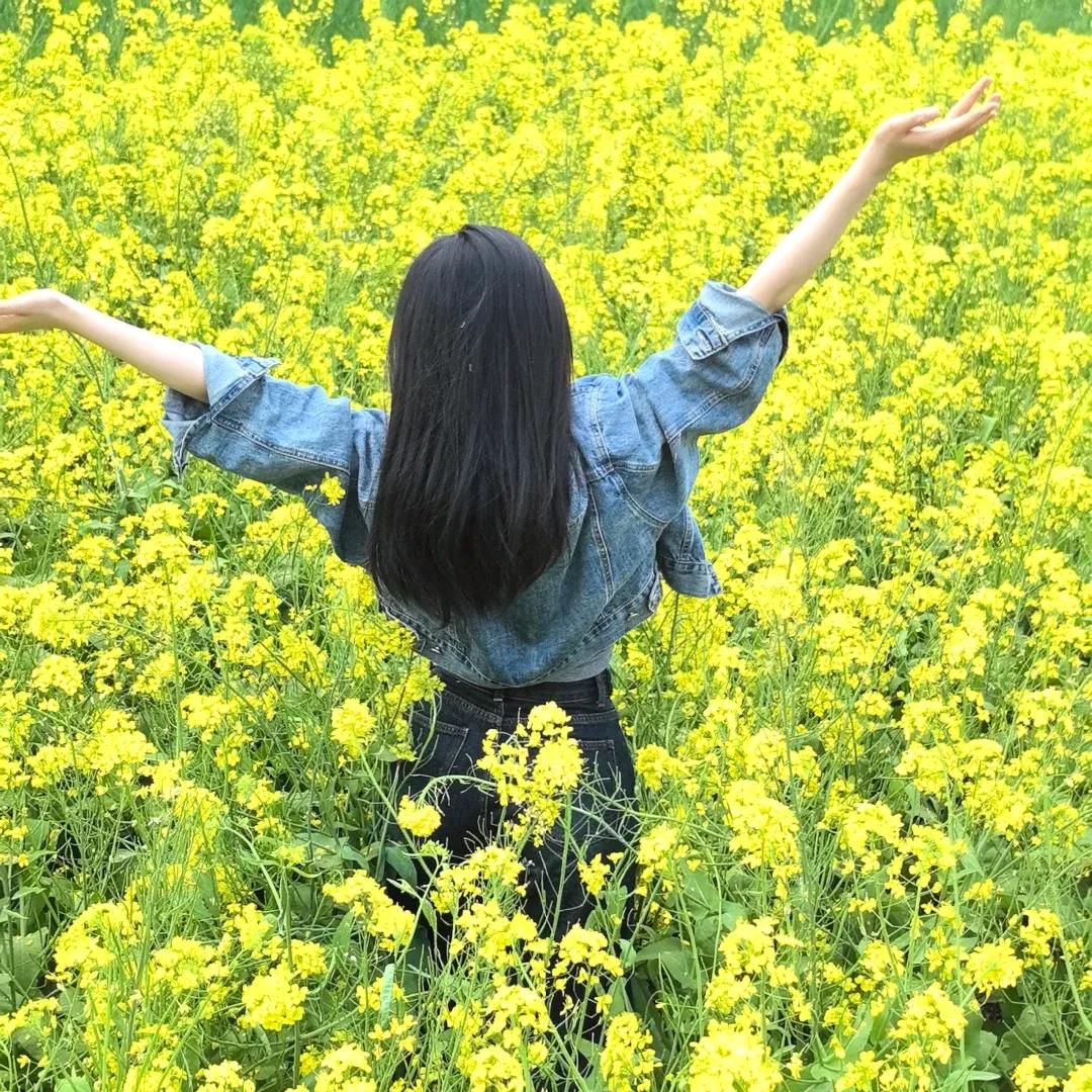 小か助理