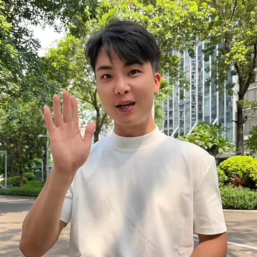 表哥（覃进展）可爱优选