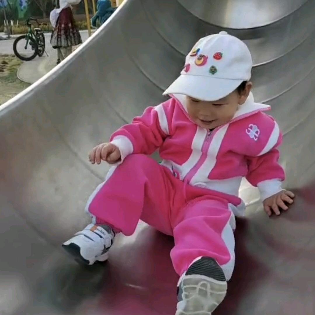 凝凝小小