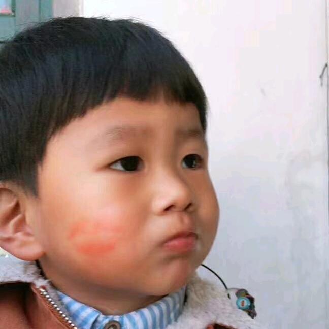 小黑包的胖老爸