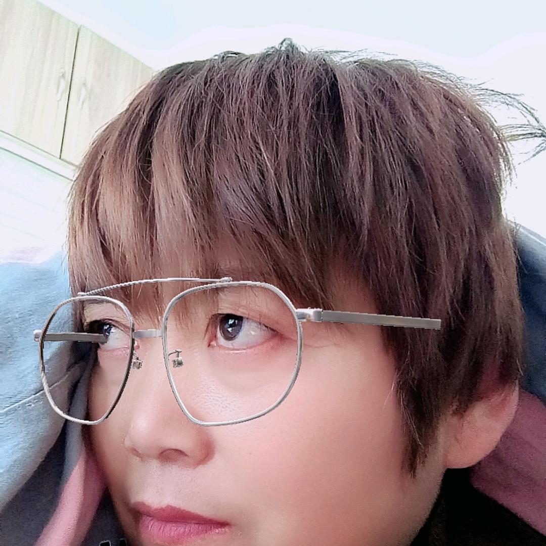 杨飞