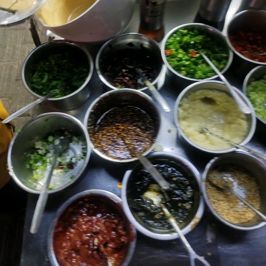 签言万语串串香