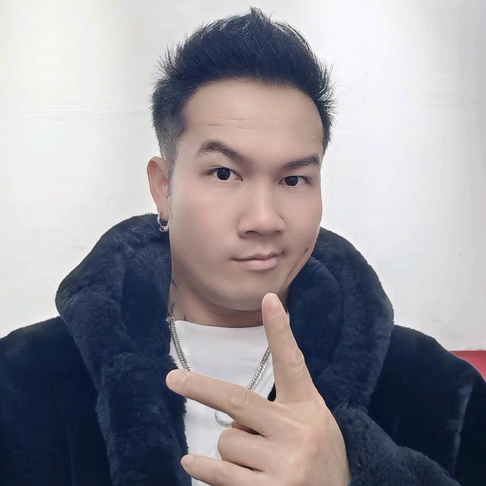 教街舞的阿保保保