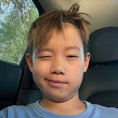 神秘的小朋友🐯