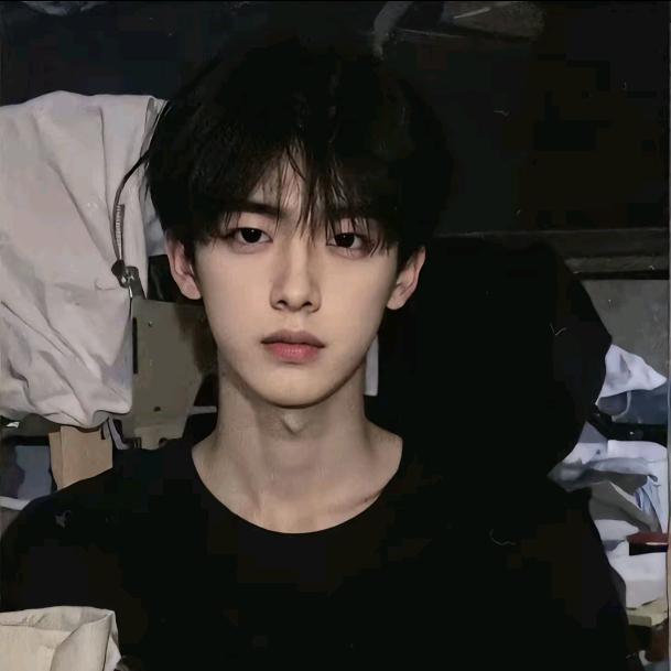 躺平达人威（努力涨粉中）