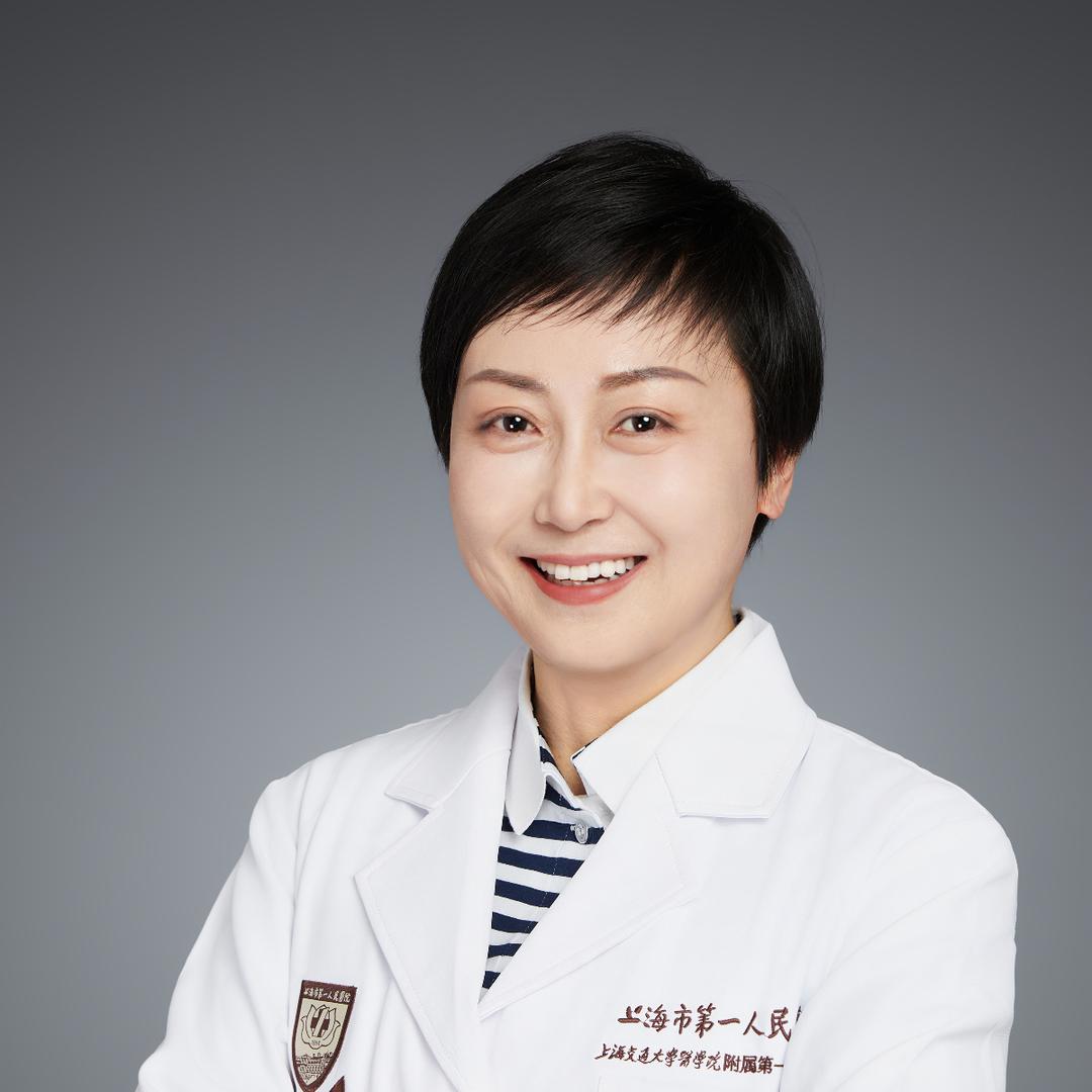爱笑的眼科胡颖医生