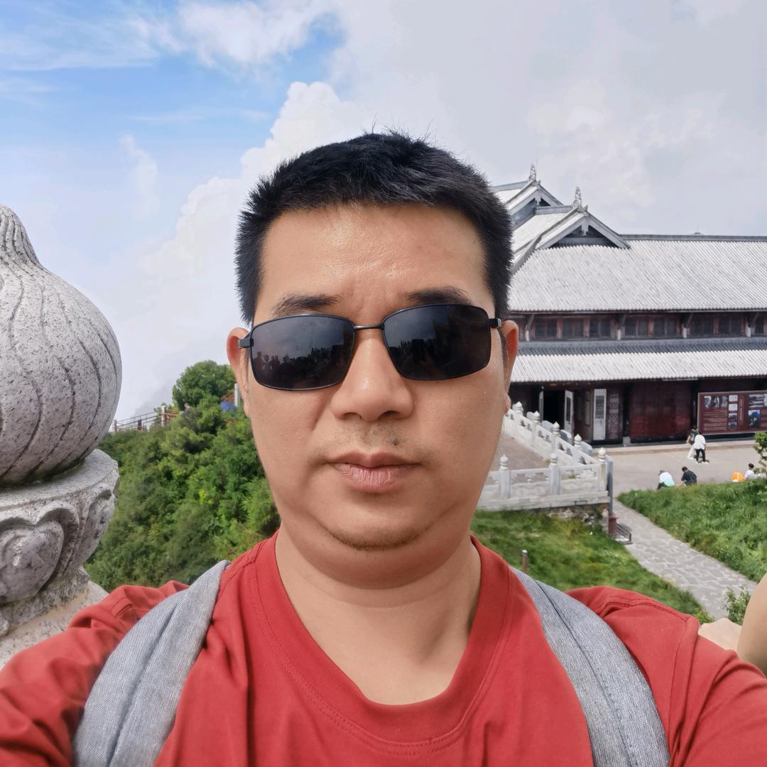 生活不易还需努力