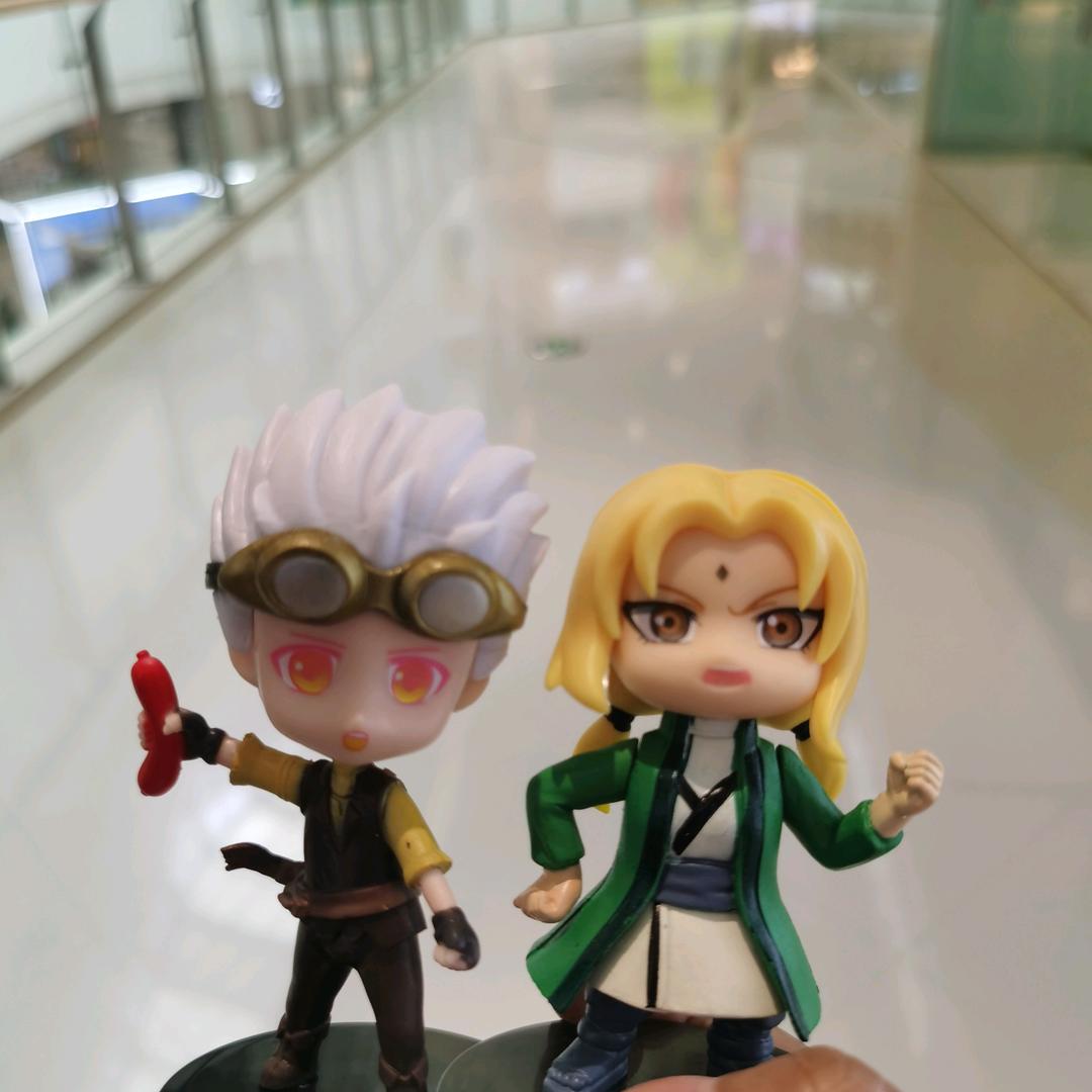 王八看绿豆，对上眼了。