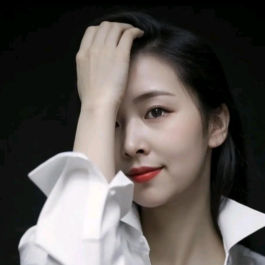 淡紫色的风*^O^*🌈