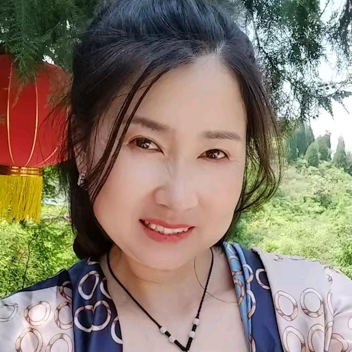 胡姐《晚上8点30分开播》