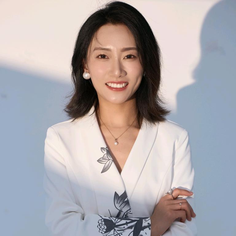 小凤凤（主持云凤）