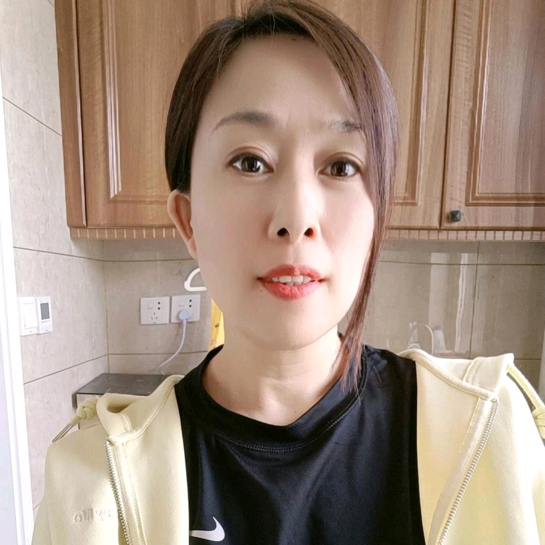 林锦。