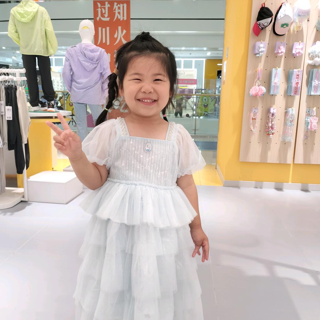 小添小悦的妈咪（丁燚）